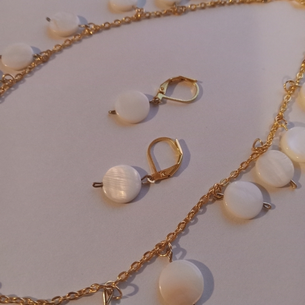 Shell necklace and earrings boho bohemian western hippie costalcowgirl cowgirl - Picture 4 of 16